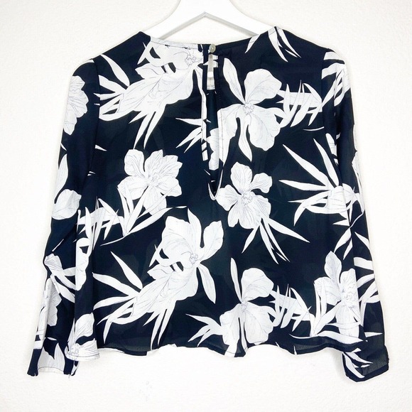 Show Me Your Mumu Black and White Floral Claudia Top Sz M - Picture 5 of 8